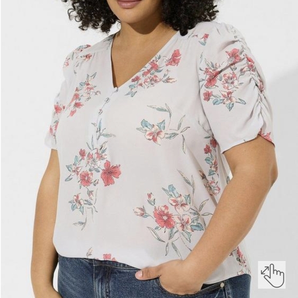 NWT Torrid Harper Georgette Floral V-Neck Ruched Short Sleeve Blouse Size 2X - Picture 14 of 14